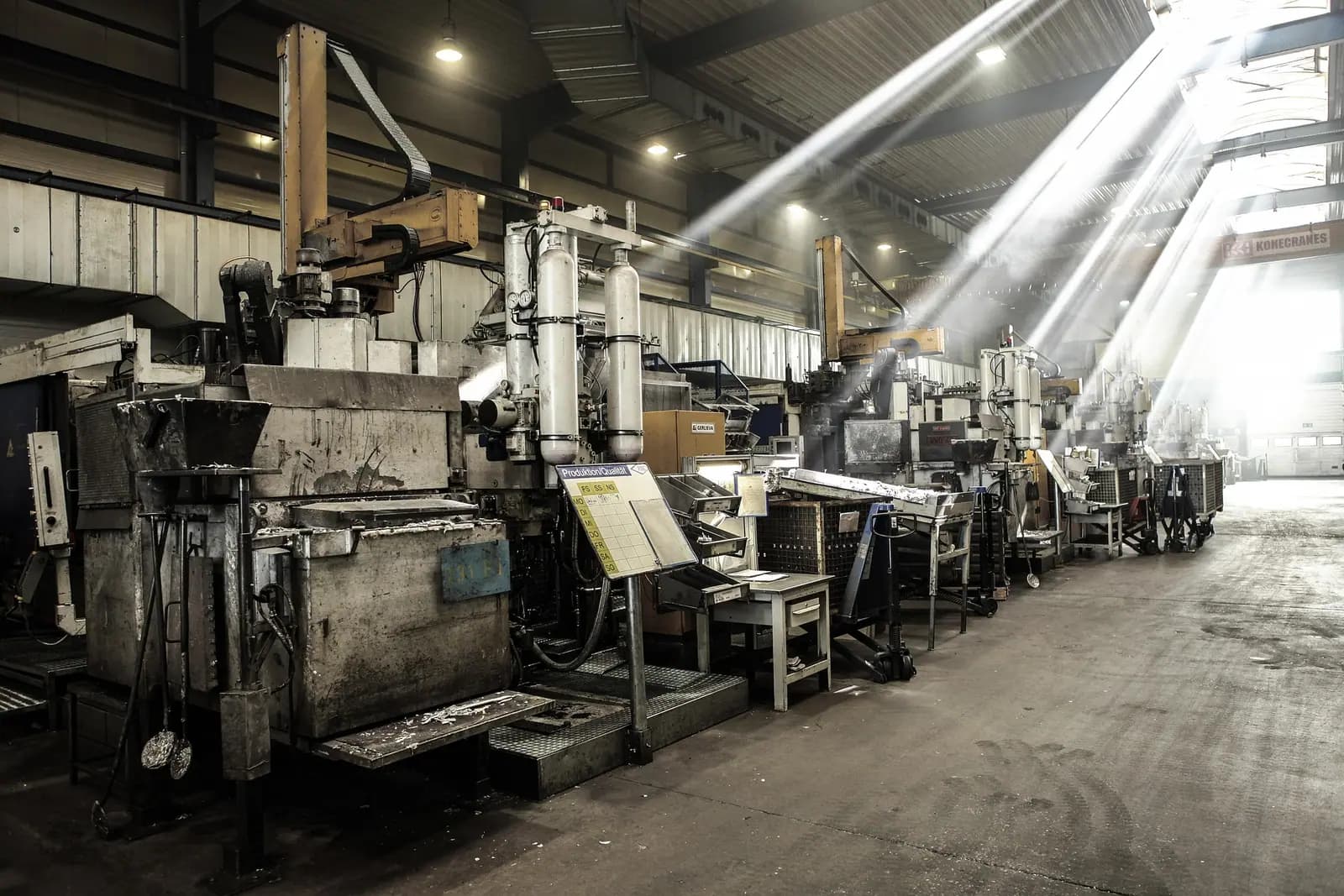 ERP ile MRP Arasındaki Temel Farklar: Hangi İşletmeniz İçin Hangi Çözüm?